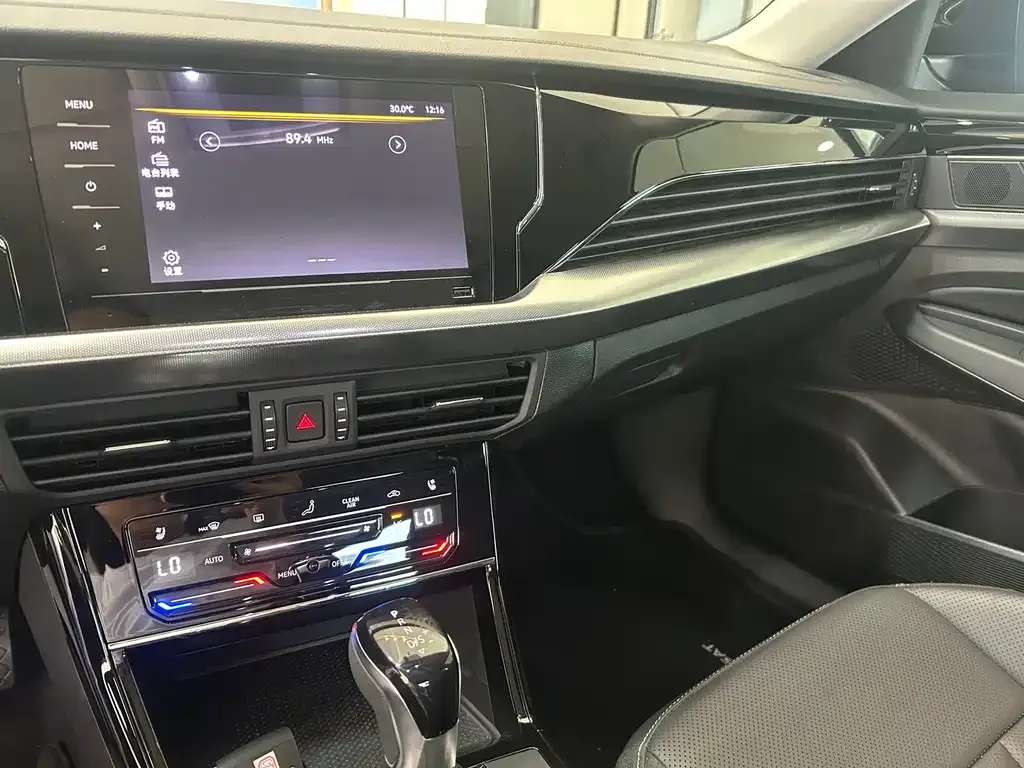 Volkswagen Passat — фото 4