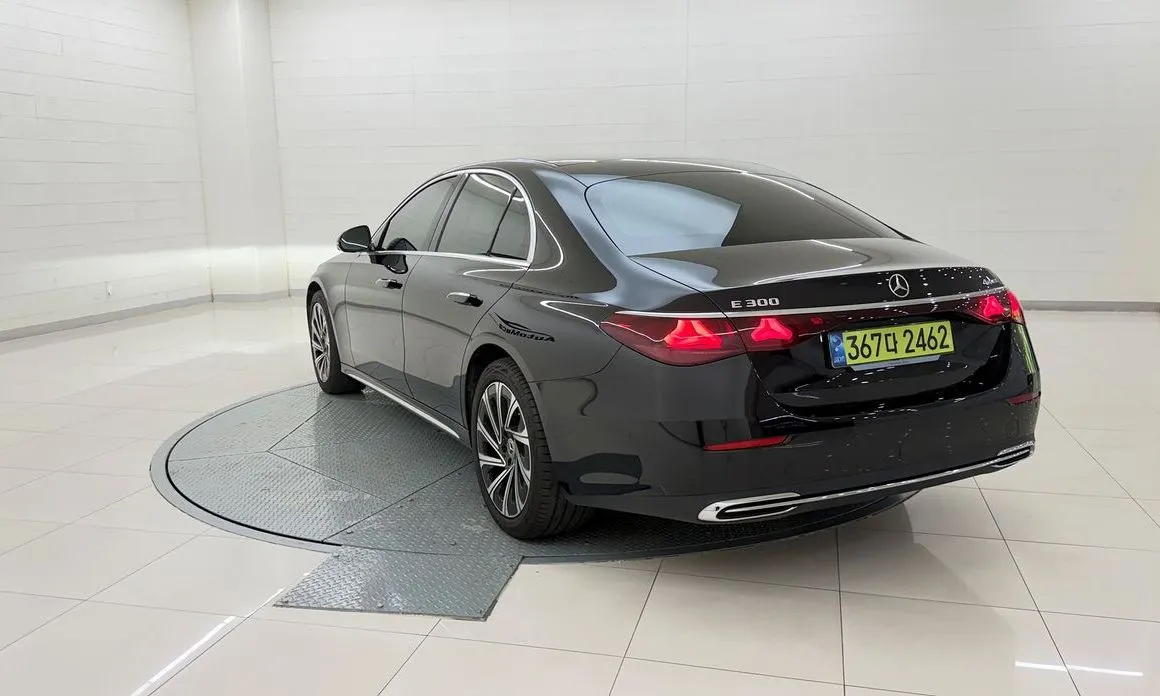 Mercedes-Benz E-Class 2024 из KR, фото 4