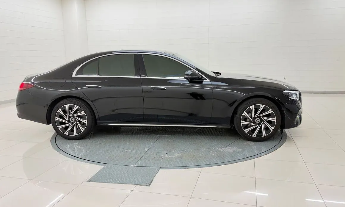 Mercedes-Benz E-Class 2024 из KR, фото 10
