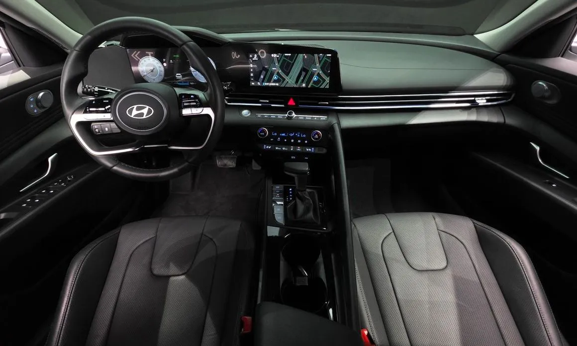 Hyundai AVANTE — фото 9