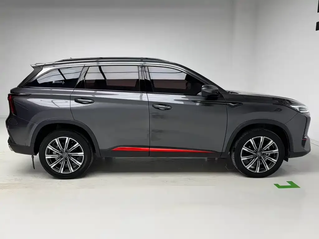 Changan CS75PLUS — фото 3