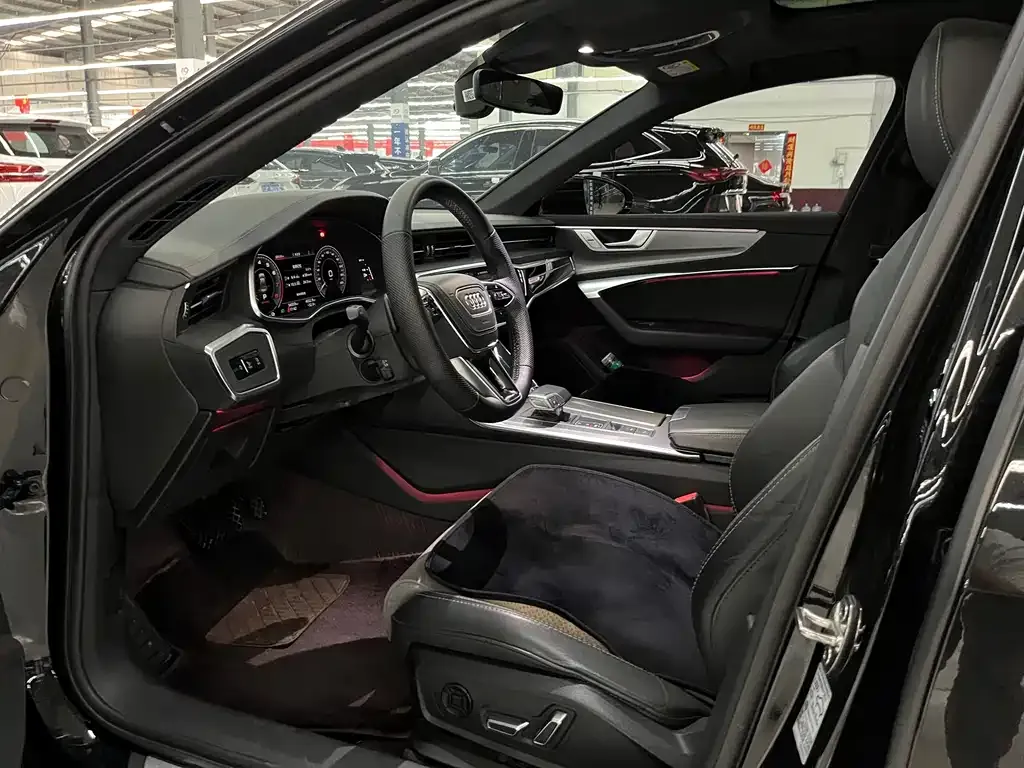 Audi A6L New Energy 2023 из CN, фото 7