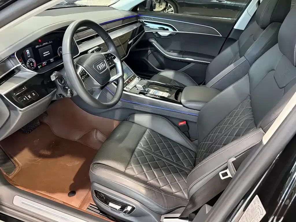 Audi A8 — фото 4