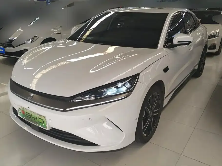 BYD Qin L — фото 1