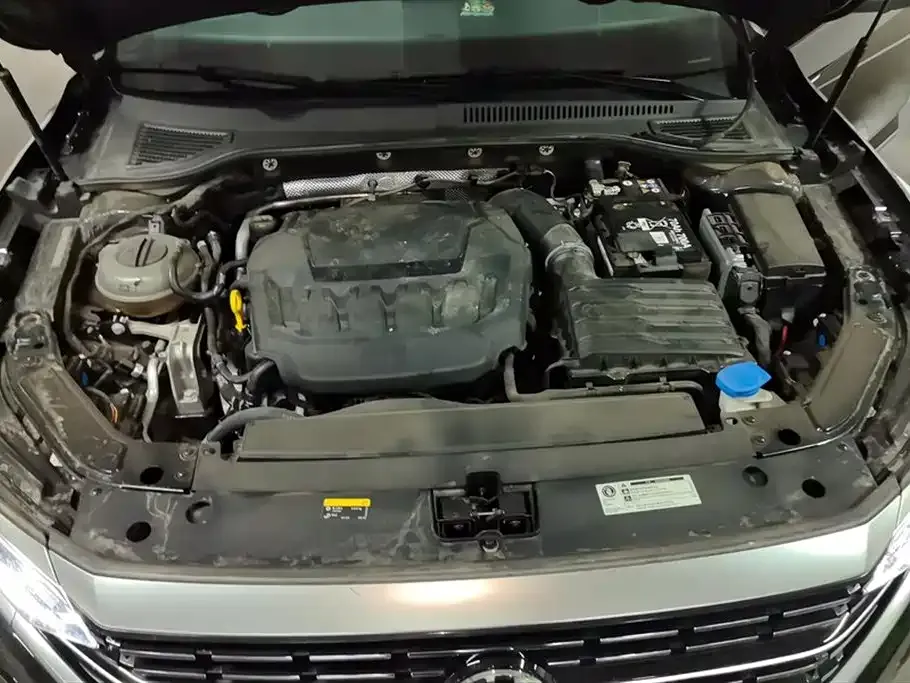 Volkswagen Passat — фото 6