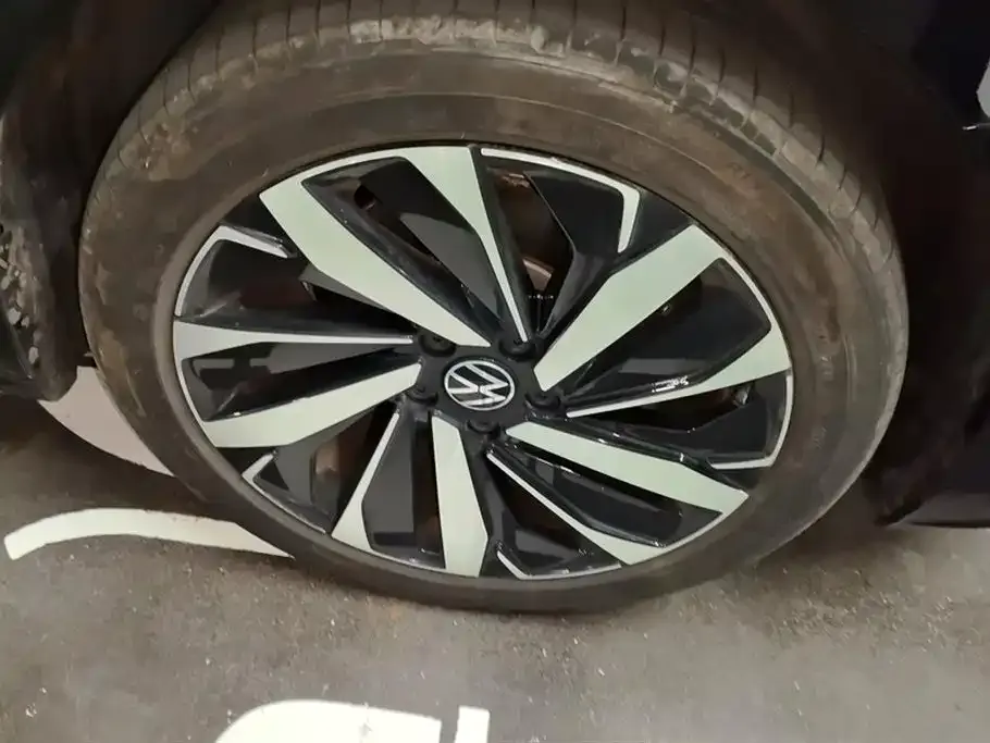 Volkswagen Passat — фото 2