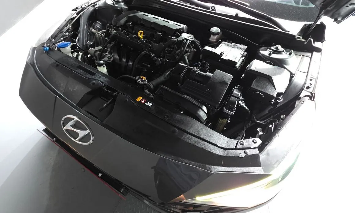 Hyundai AVANTE — фото 5
