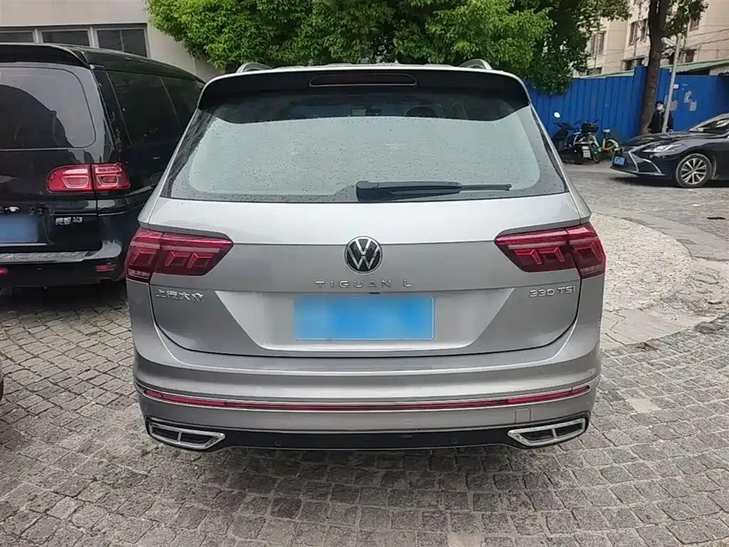 Volkswagen Tiguan L — фото 4