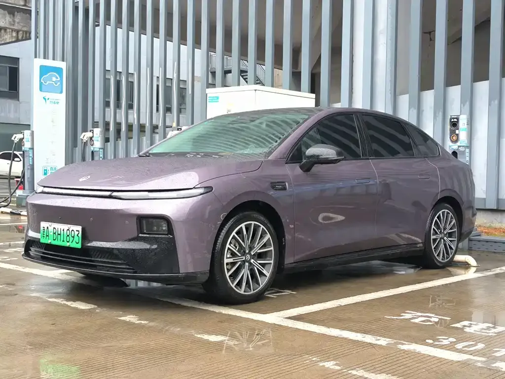 Leapmotor B01