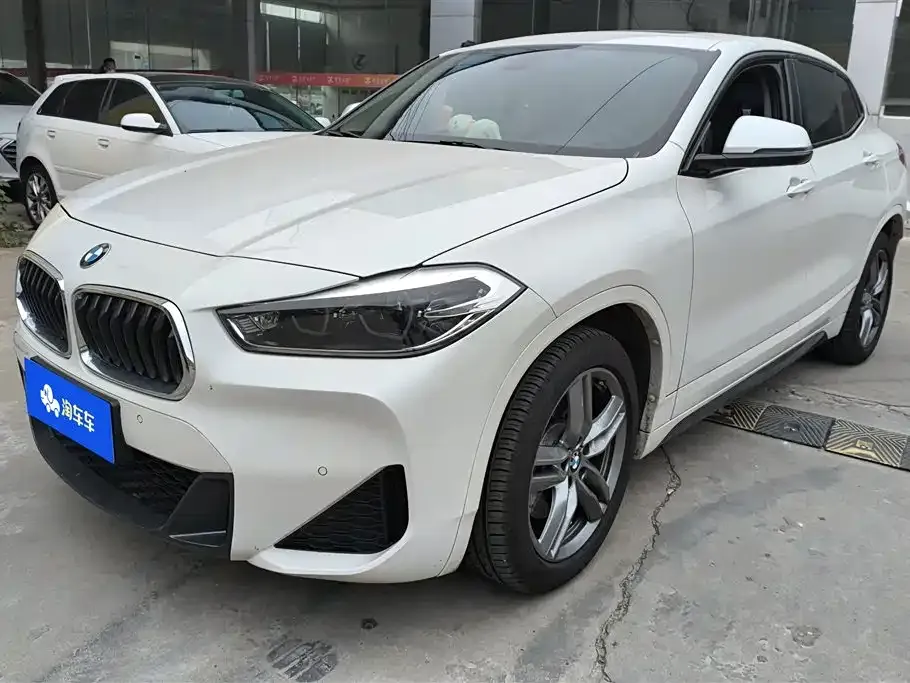 BMW X2 — фото 1