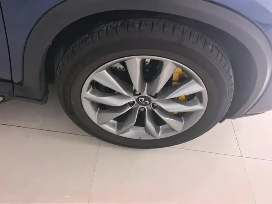 Infiniti QX50 2021 из CN, фото 6