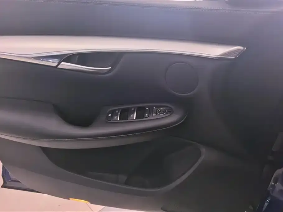 Infiniti QX50 2021 из CN, фото 2