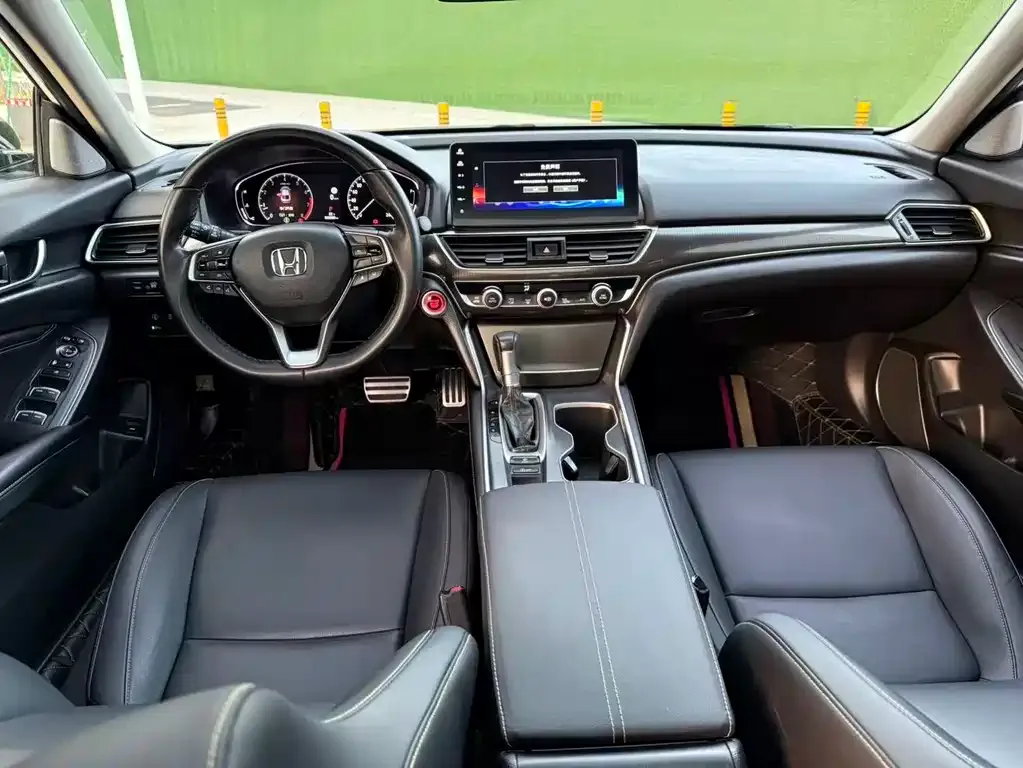 Honda Accord — фото 3