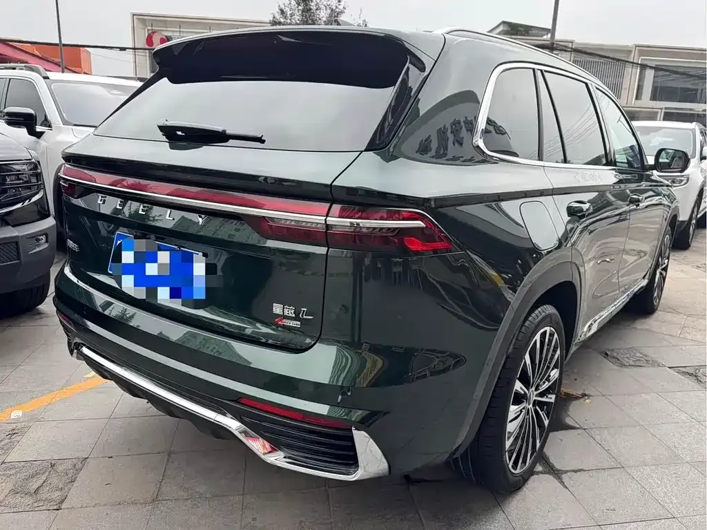 Geely Xingyue L — фото 9
