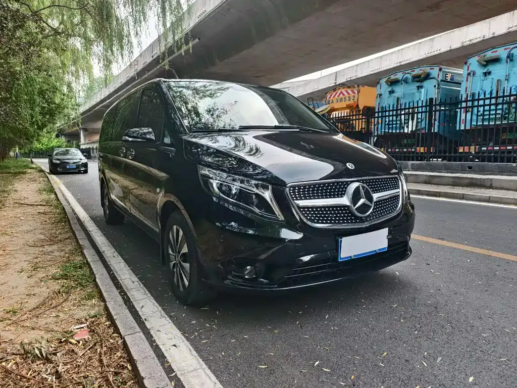 Mercedes-Benz Vito — фото 4