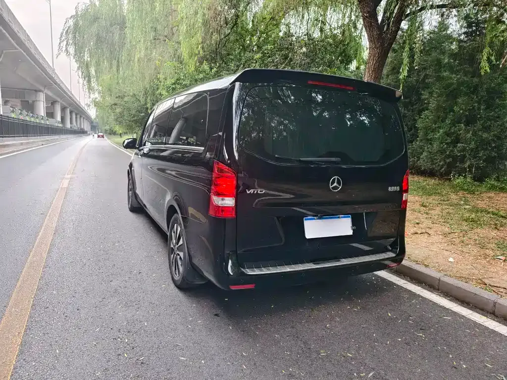 Mercedes-Benz Vito — фото 9