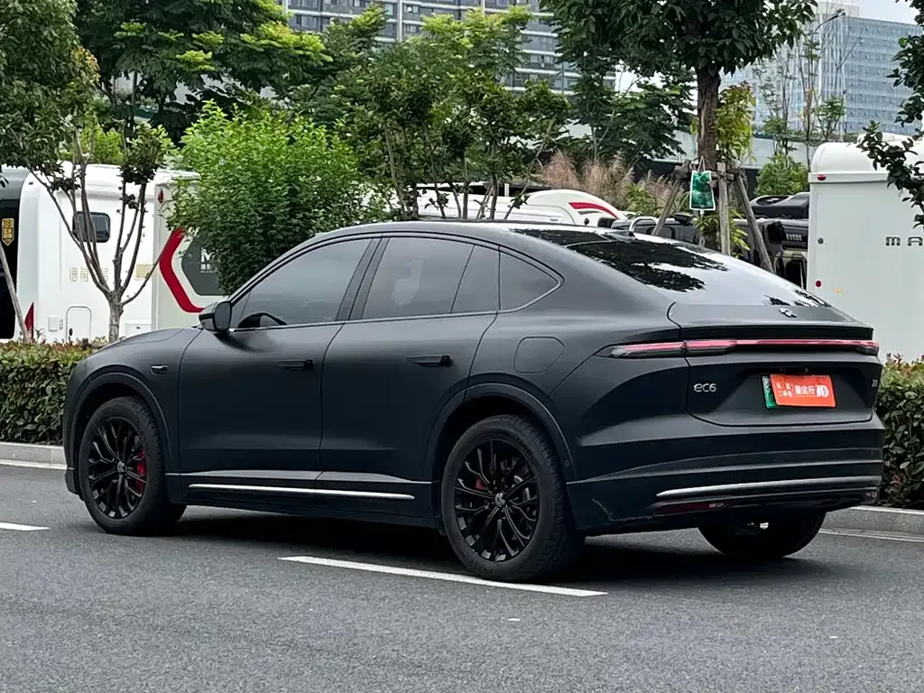 NIO EC6 — фото 9