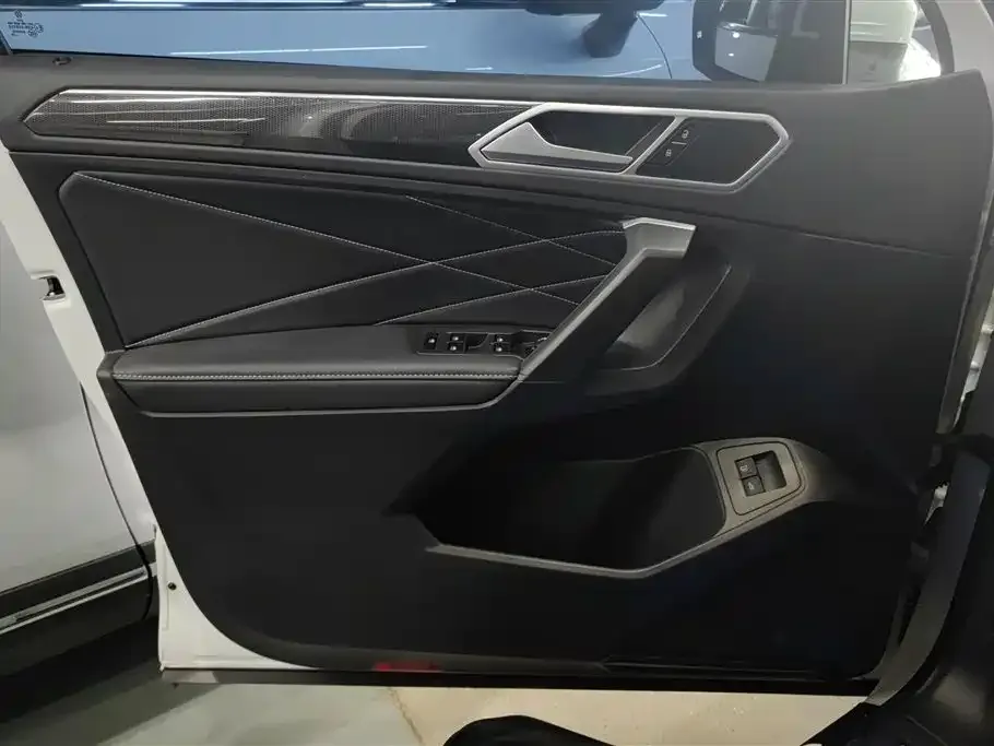 Volkswagen 途观L插电混动 — фото 3