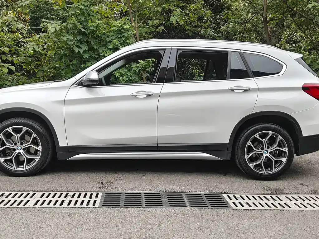 BMW X1 — фото 4