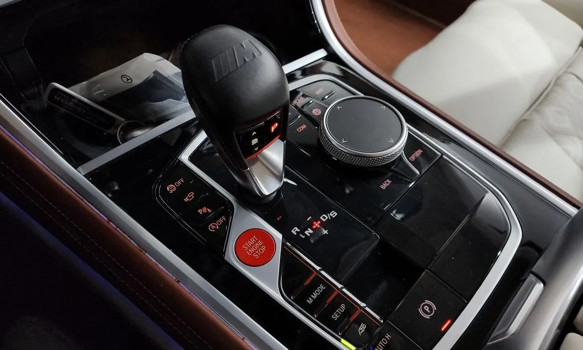 BMW M8 2022 из KR, фото 8