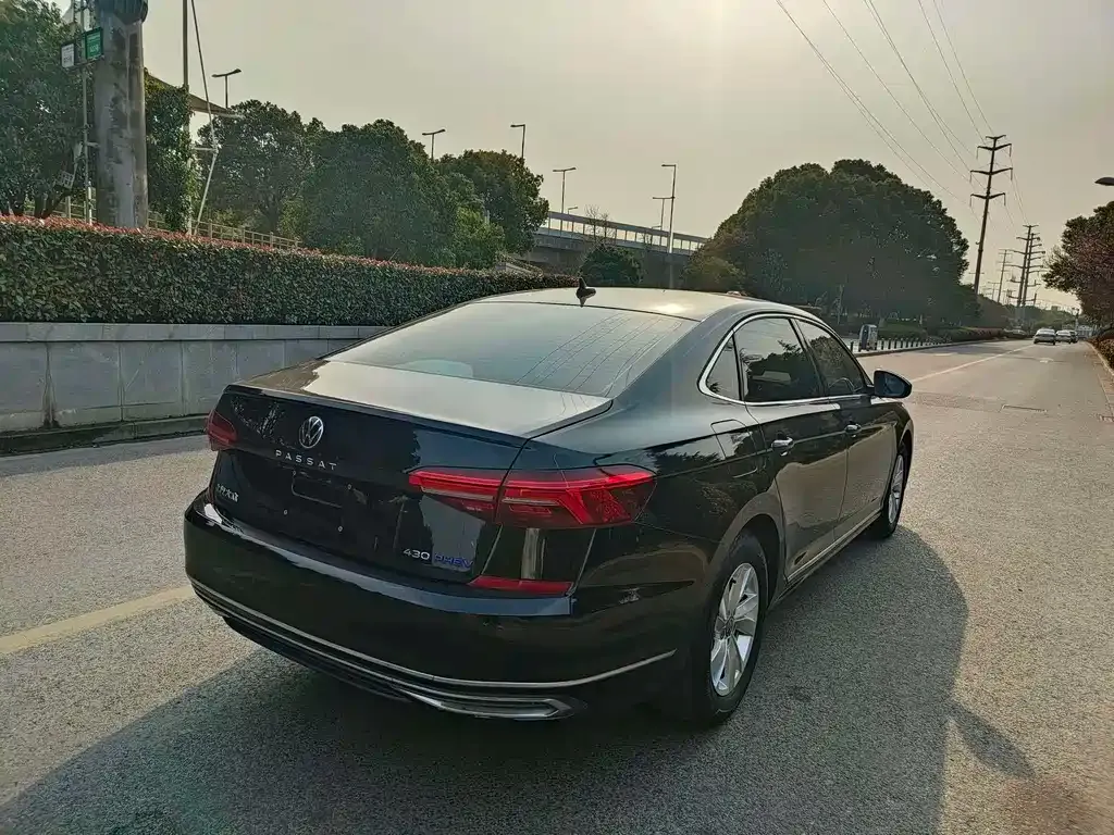 Volkswagen 帕萨特插电混动 — фото 4