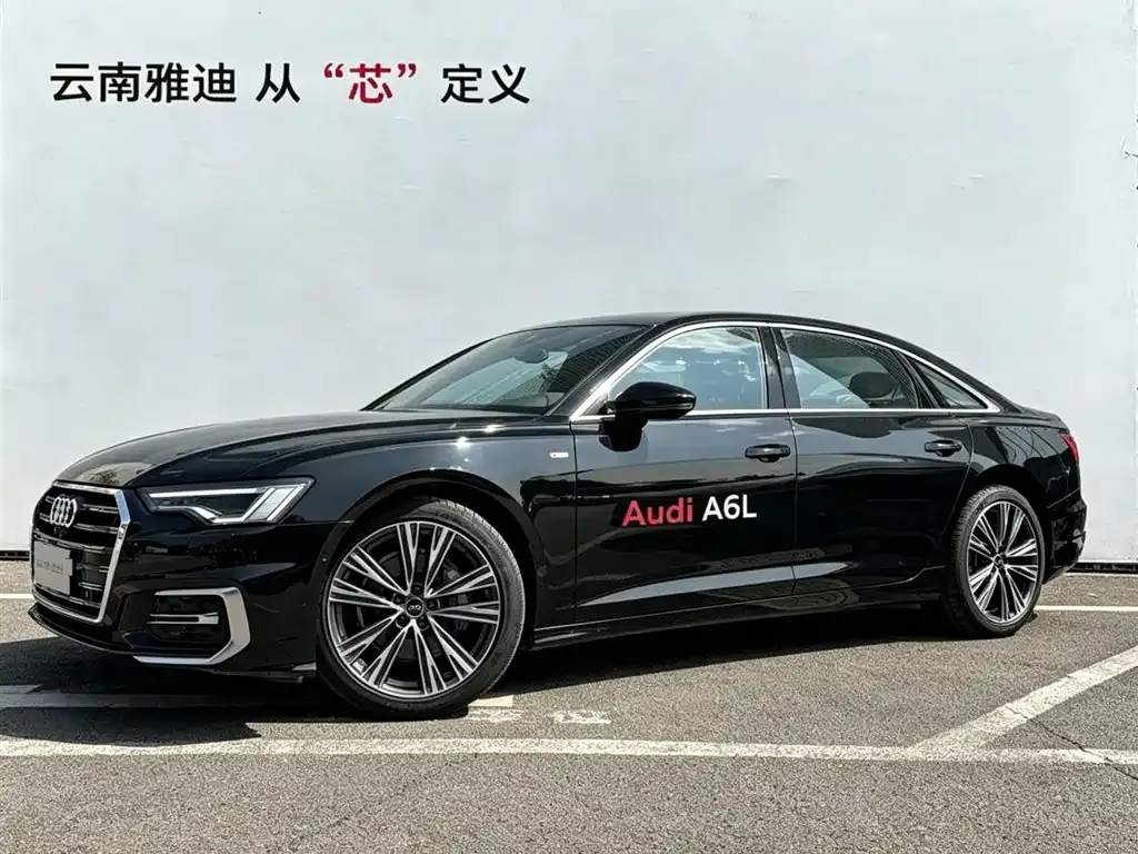 Audi A6L — фото 1