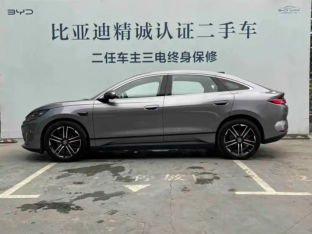 BYD Qin L — фото 6