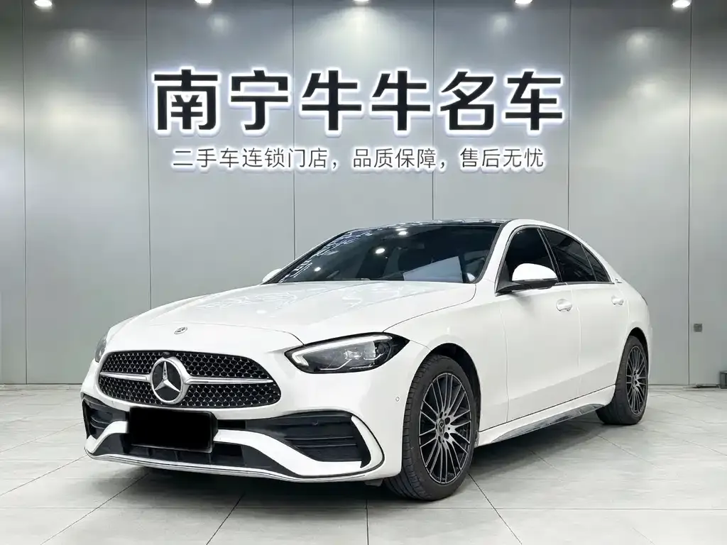Mercedes-Benz C-Class — фото 1