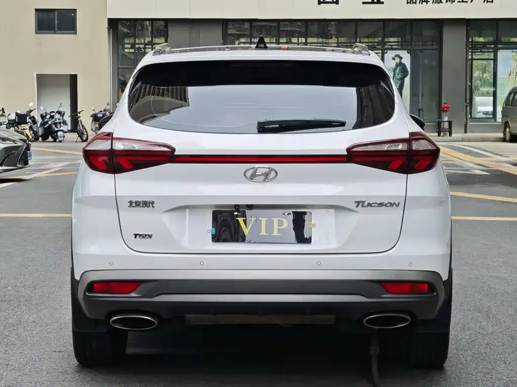 Hyundai Tucson — фото 5