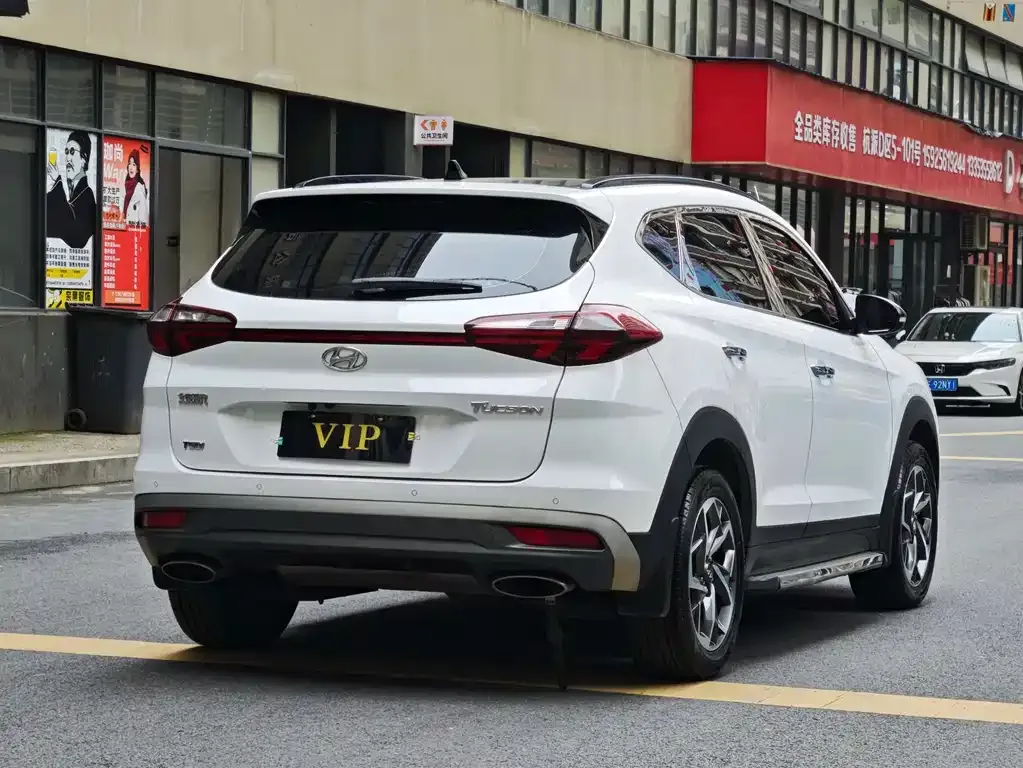 Hyundai Tucson — фото 9
