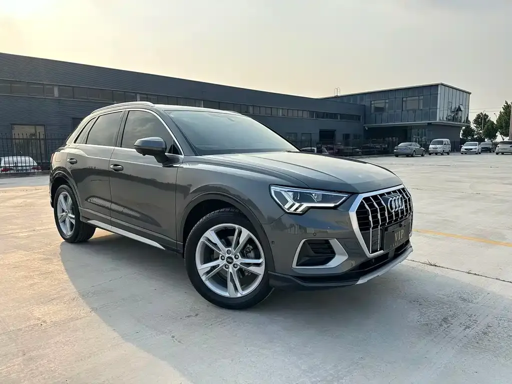 Audi Q3 — фото 4