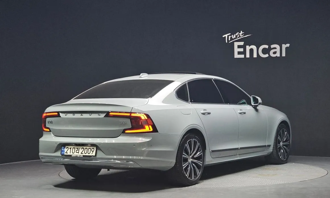 Volvo S90 — фото 4