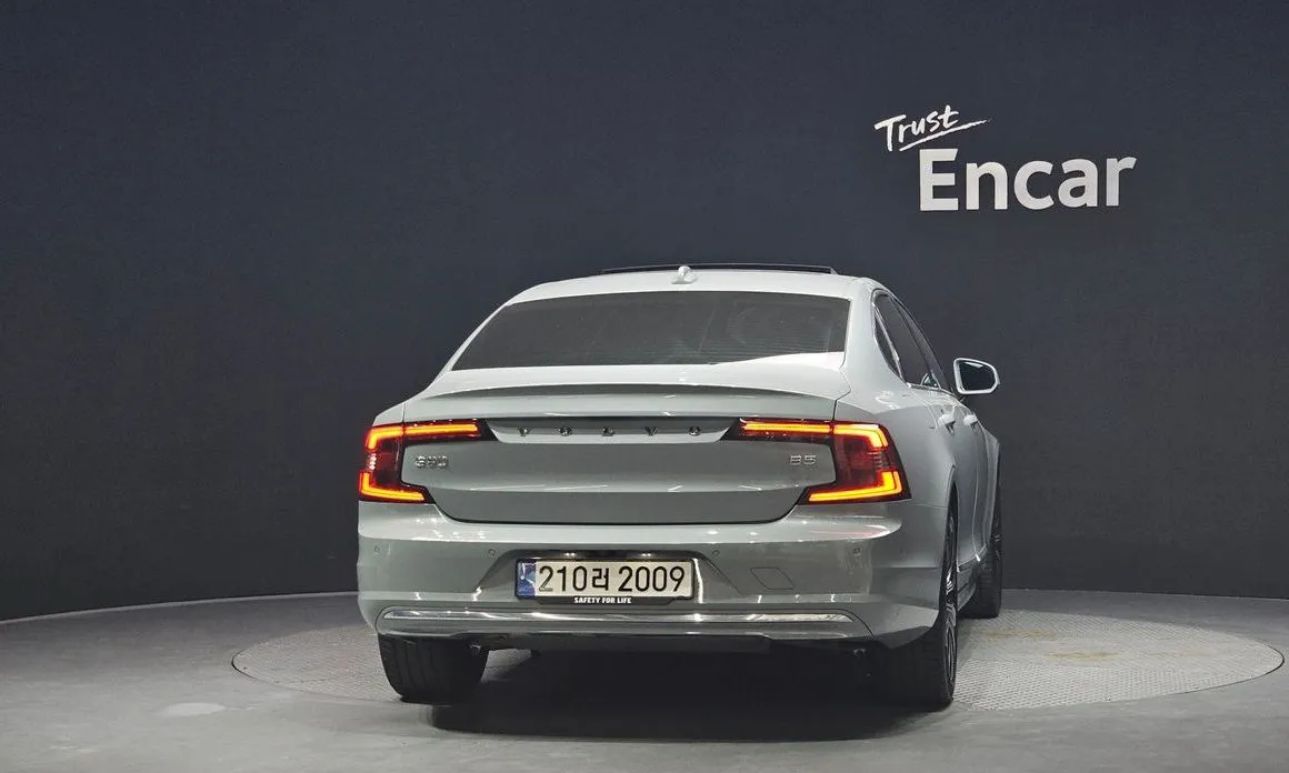 Volvo S90 — фото 6