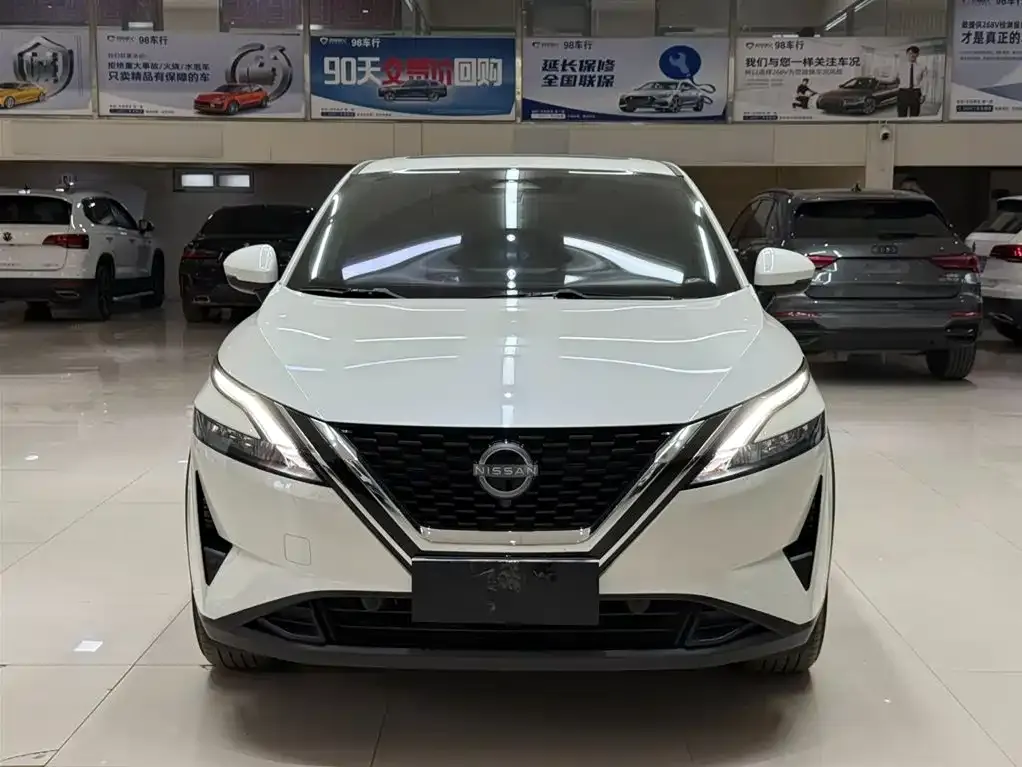 Nissan Qashqai — фото 7