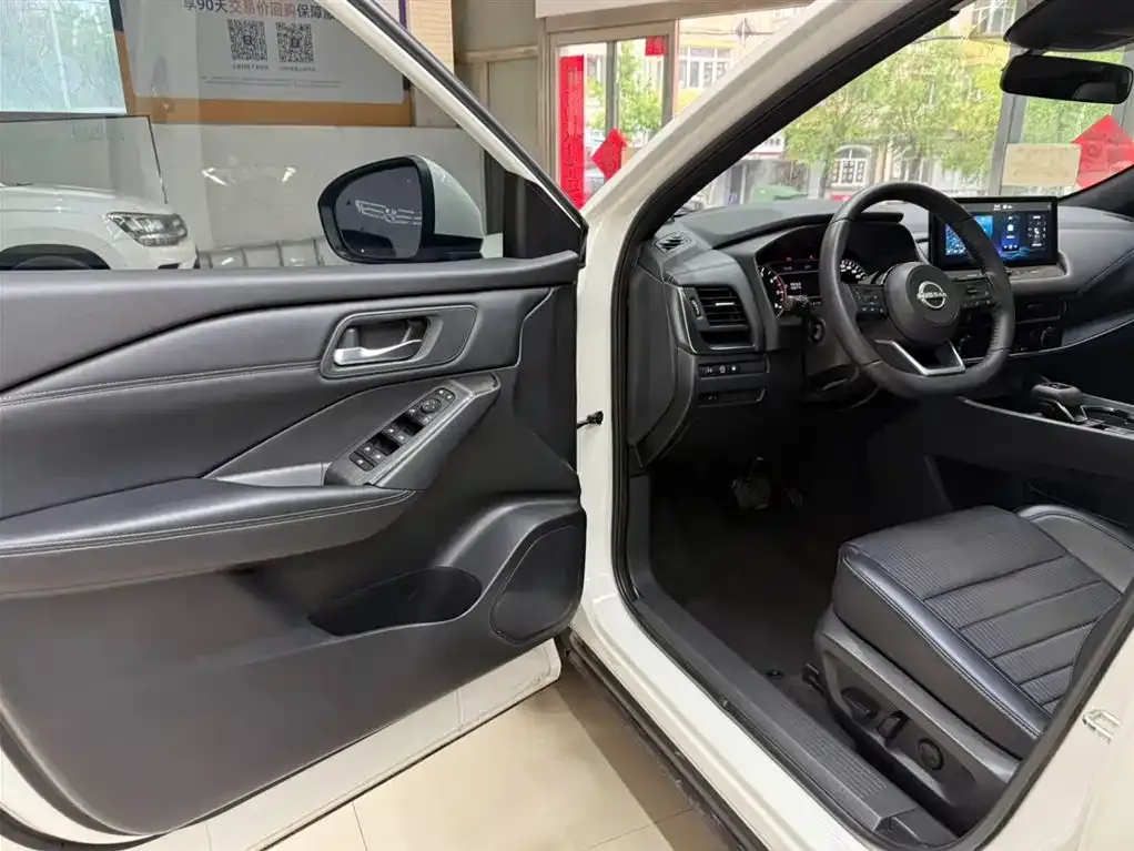 Nissan Qashqai — фото 8