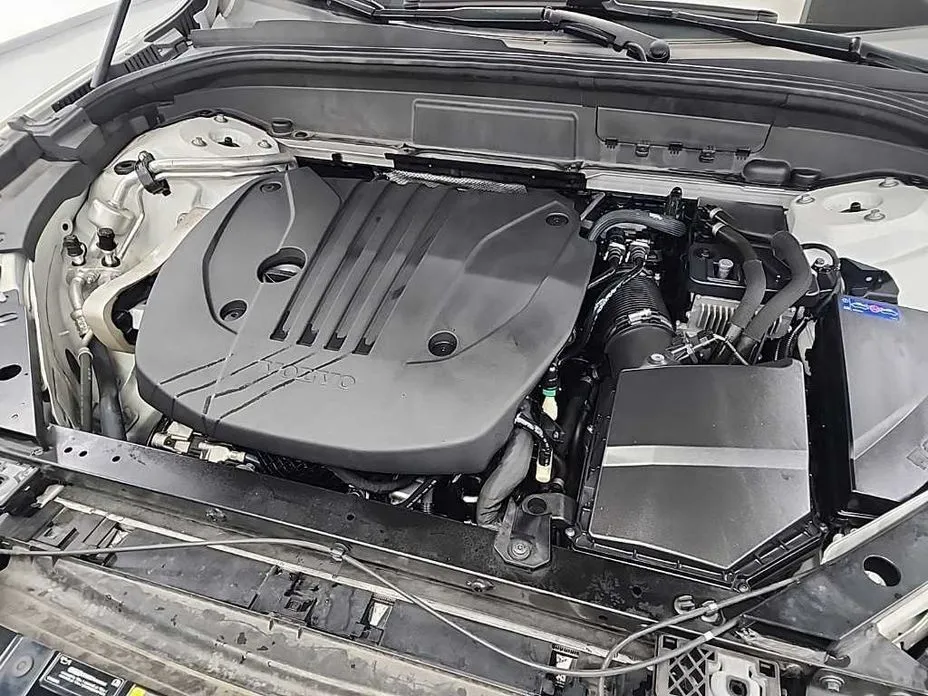 Volvo XC60 2021 из KR, фото 8