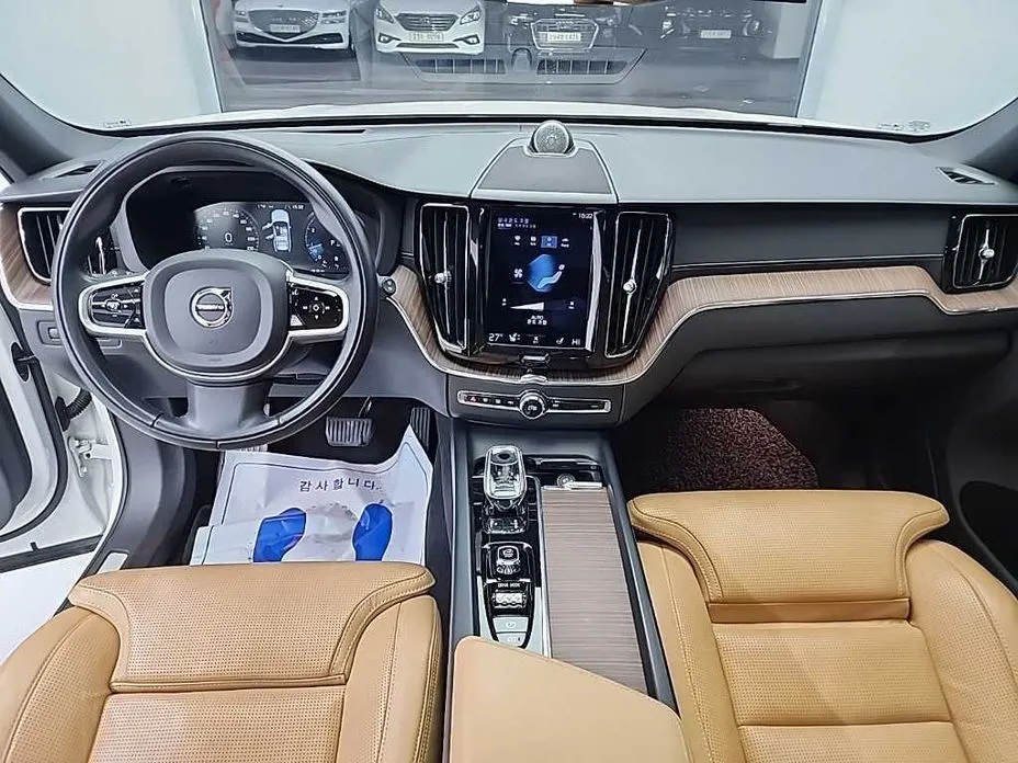 Volvo XC60 2021 из KR, фото 6