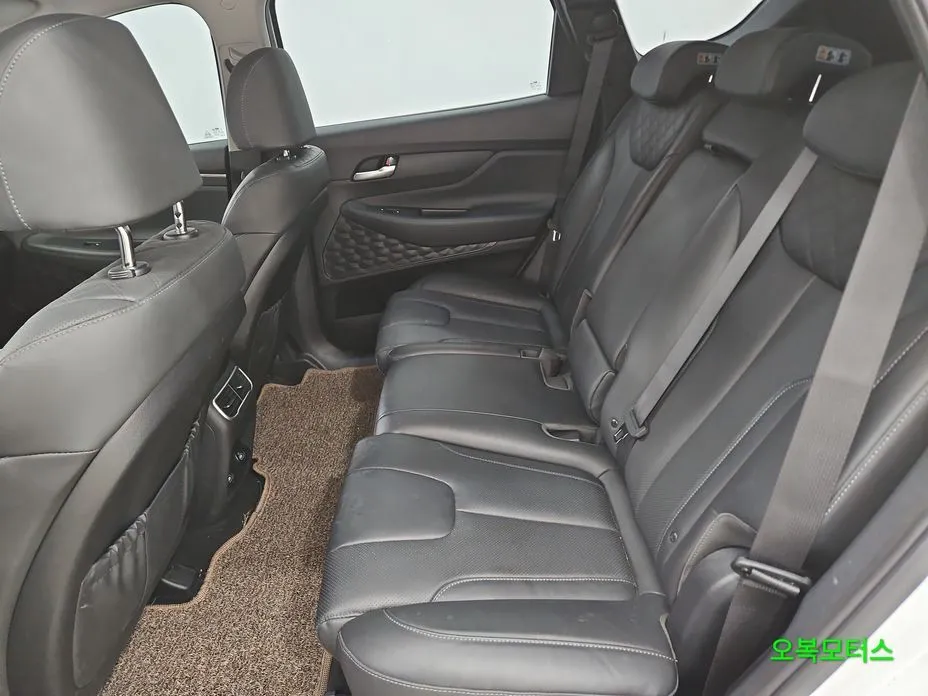 Hyundai Santafe 2023 из KR, фото 3