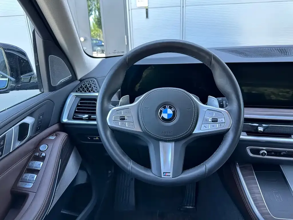 BMW X5 2025 из CN, фото 2