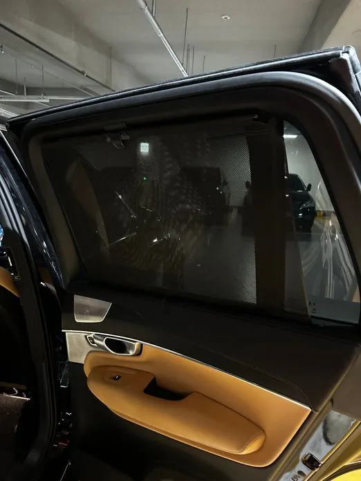 Volvo XC90 — фото 9
