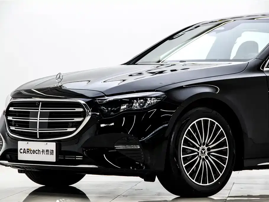 Mercedes-Benz E-Class — фото 10
