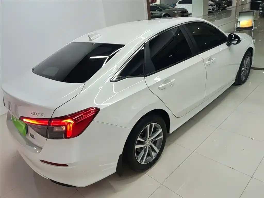 Honda Civic — фото 4