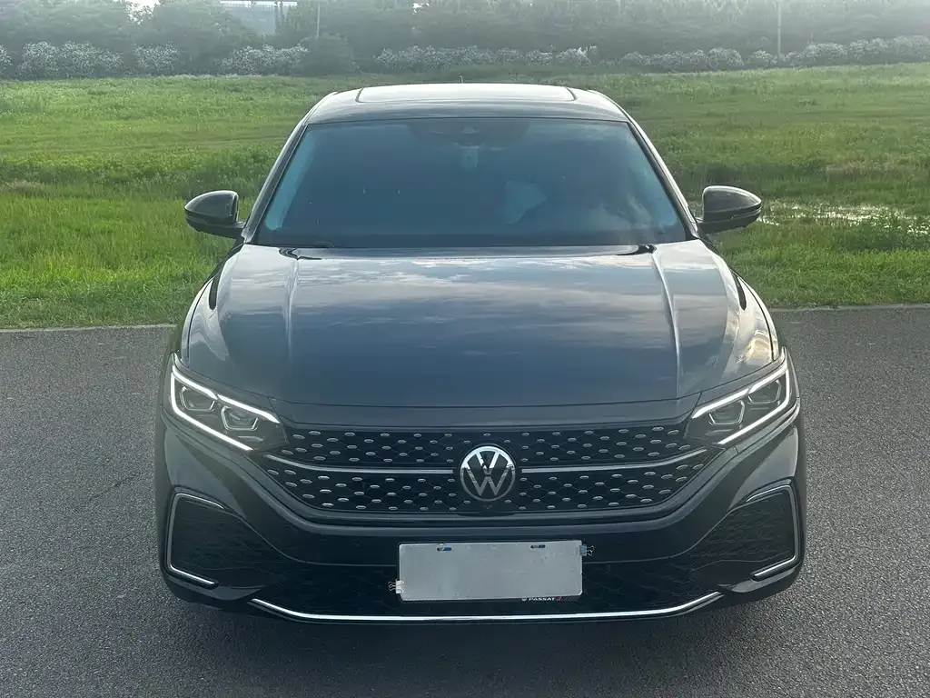 Volkswagen Passat — фото 3