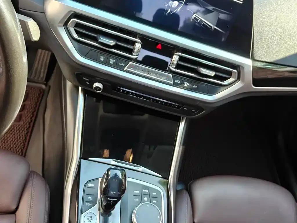 BMW 3 Series 2021 из CN, фото 6