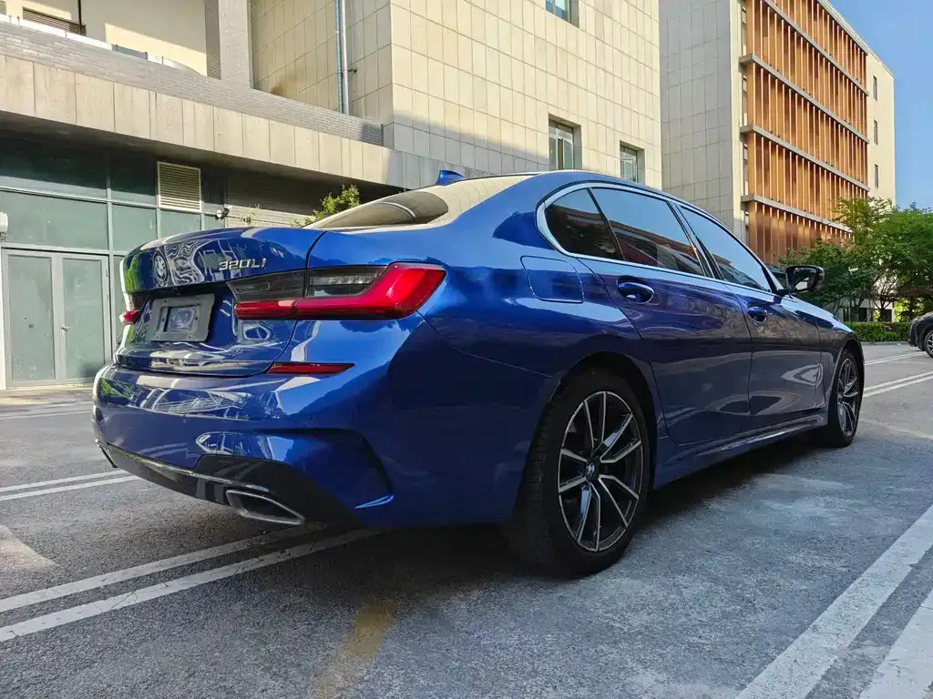 BMW 3 Series 2021 из CN, фото 8