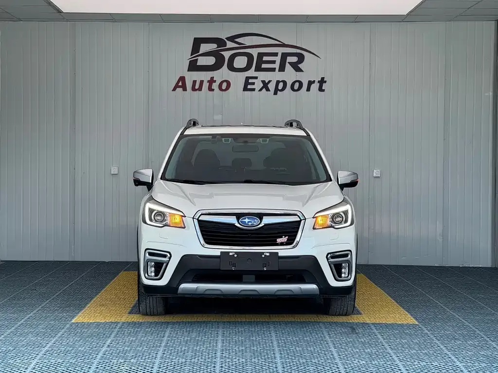 Subaru Forester — фото 5