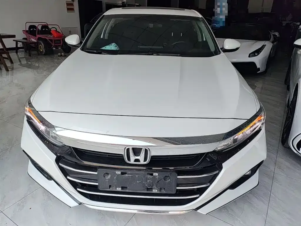Honda Accord — фото 6
