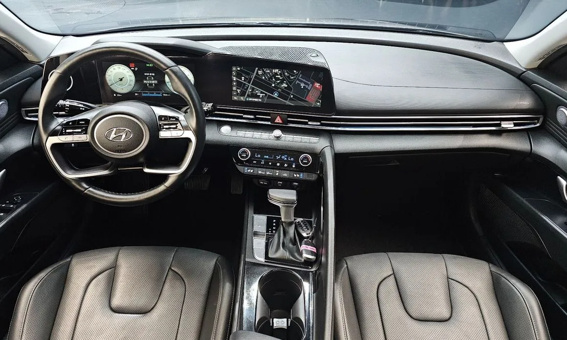 Hyundai AVANTE — фото 6