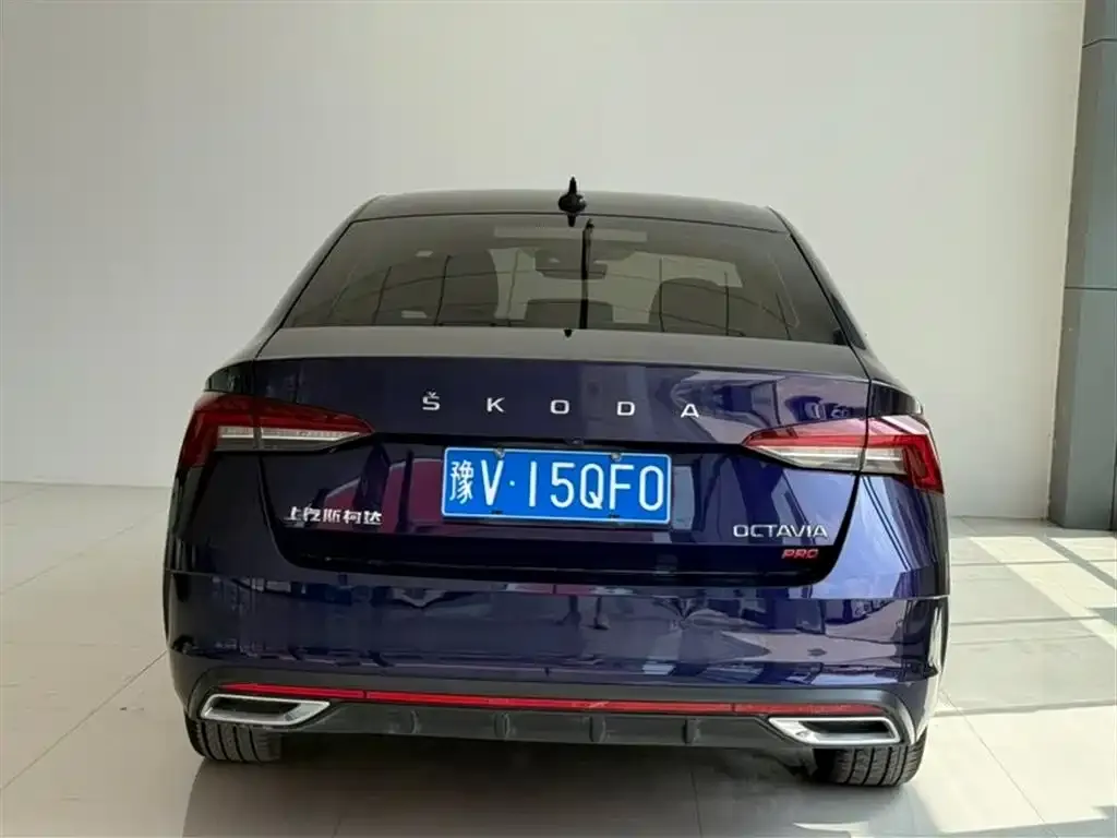 Skoda Octavia — фото 3