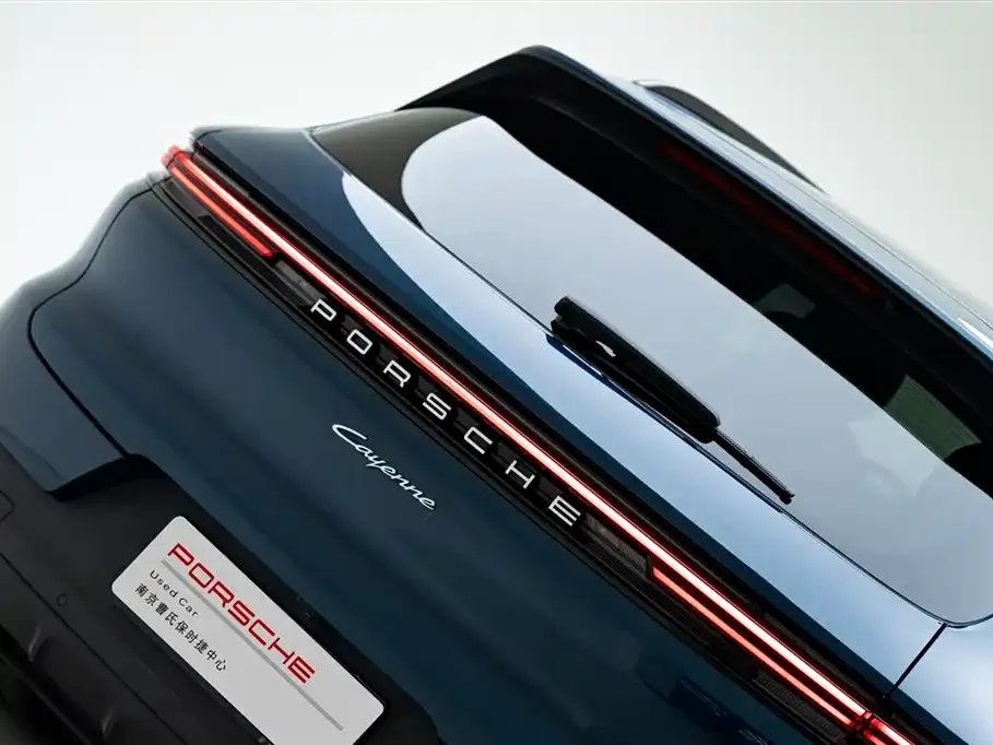 Porsche Cayenne — фото 2
